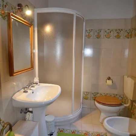 Holiday home Casa Gelsomino Camaiore